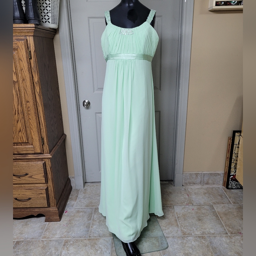 David's Bridal Mint Green Chiffon Prom Dress With Beaded Neckline and Straps 12